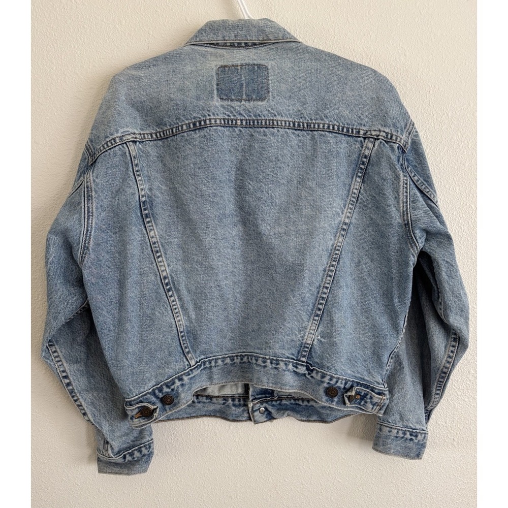 Vintage Levi's Denim Jacket Made In USA Womens Large Light Wash Cropped Trucker - Picture 7 of 12